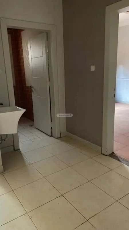 فيلا 377 متر مربع شمالية على شارع 14م الياسمين، شمال الرياض، الرياض