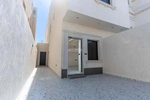 Floor 180.15 SQM with 3 Bedrooms Ar-Rimal, East Riyadh, Riyadh