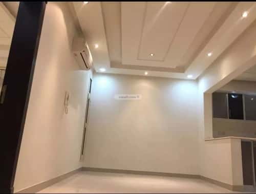 فيلا 300 متر مربع شمالية على شارع 15م الياسمين، شمال الرياض، الرياض