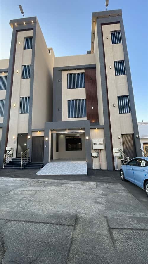 Floor 211 SQM with 6 bedrooms اليرموك، خميس مشيط