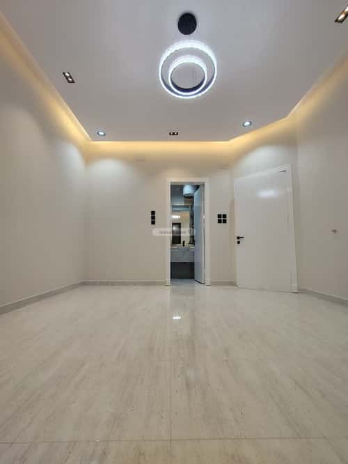 Floor 252 SQM with 6 bedrooms الراقي، خميس مشيط