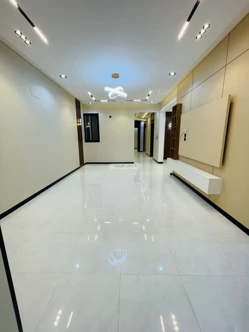 Apartment with 9 Bedrooms Al-Yarmouk, Khamis Mushait