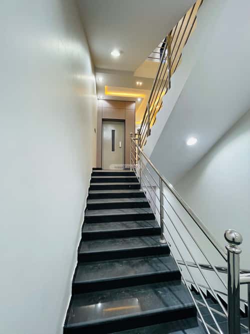 Apartment with 9 bedrooms اليرموك، خميس مشيط