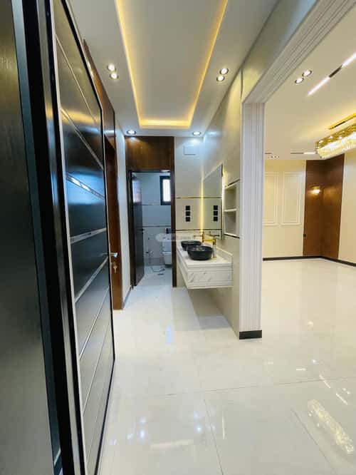 Apartment with 9 Bedrooms Al-Yarmouk, Khamis Mushait