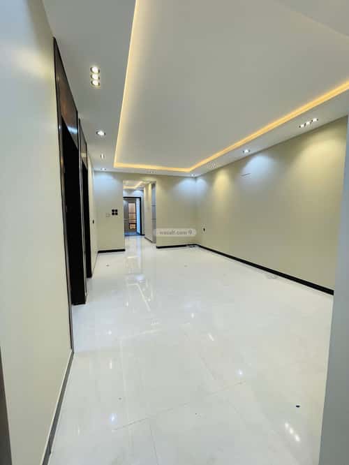 Apartment with 9 Bedrooms Al-Yarmouk, Khamis Mushait