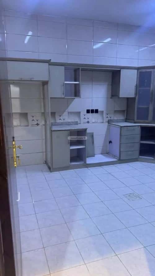 Apartment with 4 bedrooms الرمال، شرق الرياض، الرياض