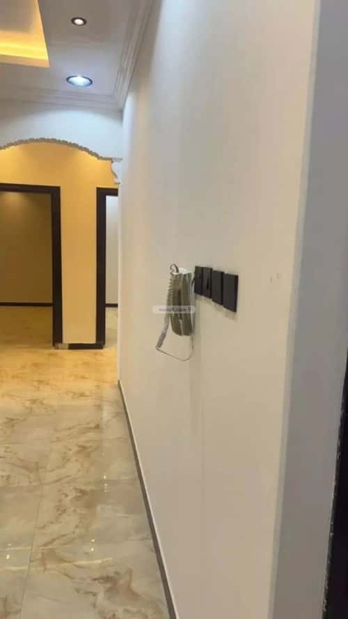 Apartment with 4 Bedrooms Ar-Rimal, East Riyadh, Riyadh