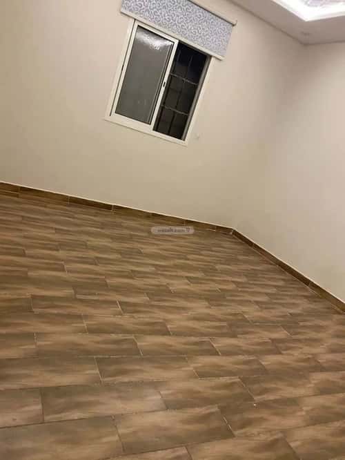 Floor 286 SQM with 5 Bedrooms Al-Janadriyah, East Riyadh, Riyadh