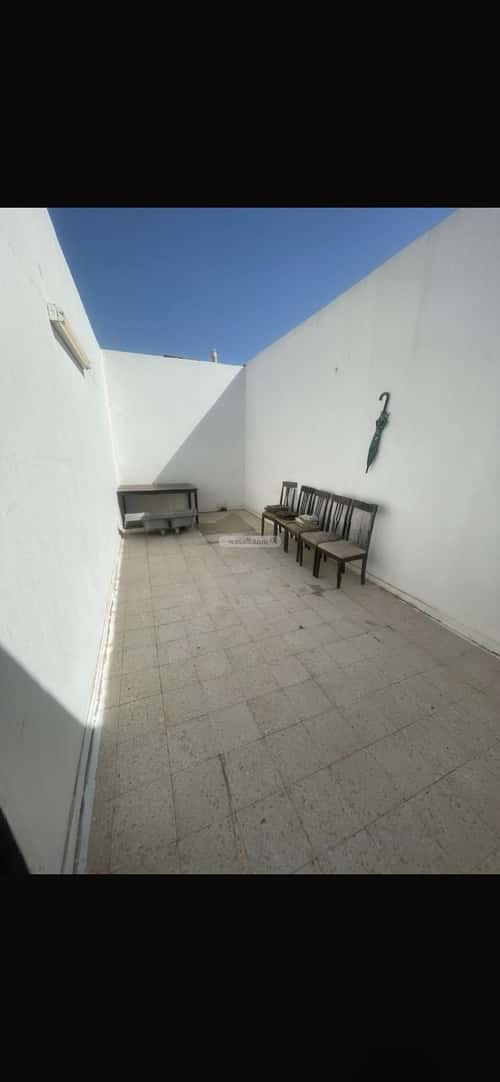 Apartment with 3 Bedrooms Ar-Rimal, East Riyadh, Riyadh