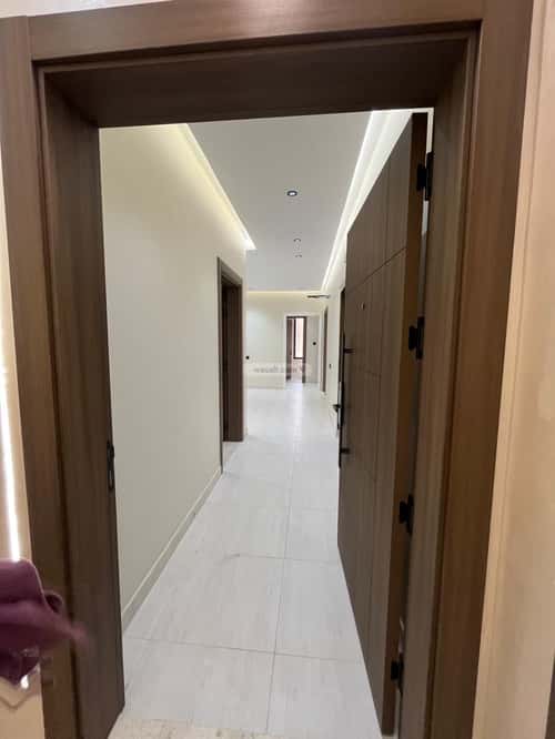 شقة 4 غرف في الروضة