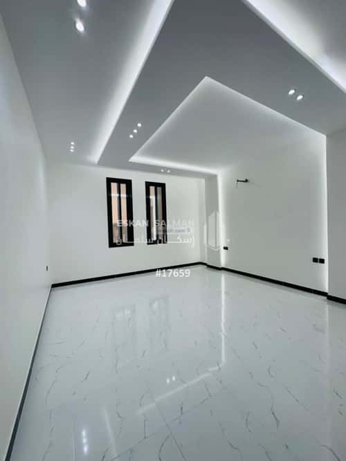 فيلا 407.43 متر مربع شرقية على شارع 12م ريحه، الطائف