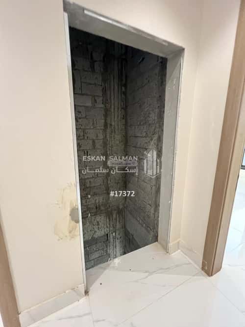 Apartment with 5 Bedrooms Ghirnatah, East Riyadh, Riyadh