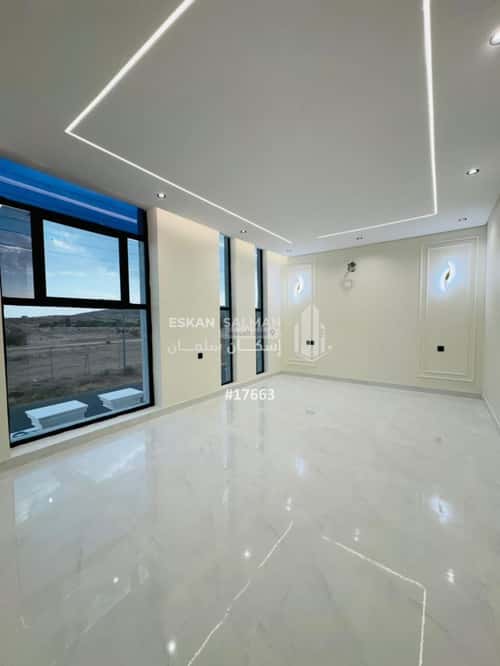 فيلا 325.14 متر مربع جنوبية على شارع 40م الرحاب، الطائف