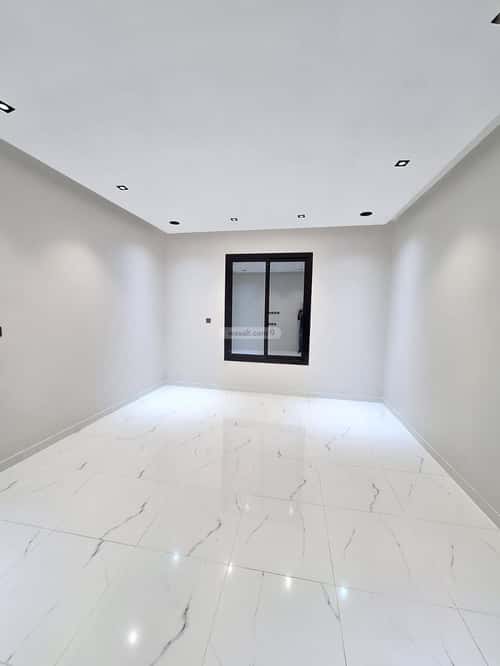 فيلا 300 متر مربع شرقية على شارع 16م الهجلة الجديد، مكة المكرمة