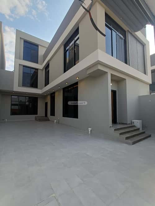 Villa 312 SQM Facing East on 16m Width Street Al Rahmanyah, East Jeddah, Jeddah