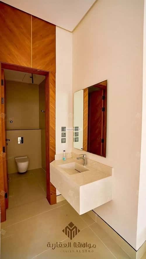 فيلا 200 متر مربع شرقية على شارع 25م المهدية، غرب الرياض، الرياض