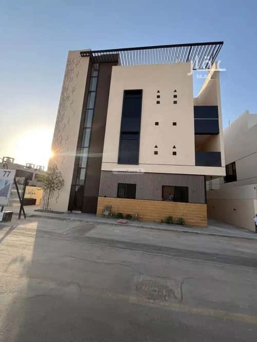 Building 400 SQM Facing South Al-Mahdiyah, West Riyadh, Riyadh