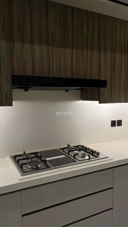 فيلا 285 متر مربع شرقية على شارع 15م المهدية، غرب الرياض، الرياض