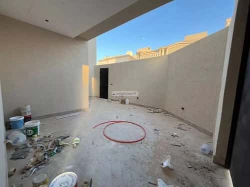 Villa 231 SQM Facing South on 20m Width Street Al-Mahdiyah, West Riyadh, Riyadh