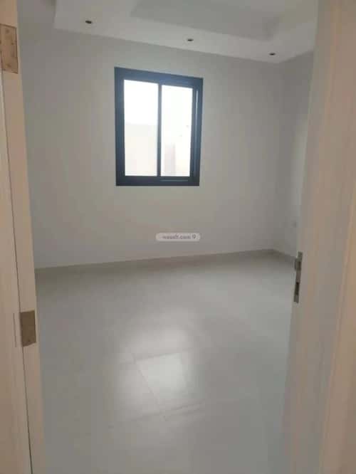 فيلا 330 متر مربع جنوبية على شارع 20م العارض، شمال الرياض، الرياض