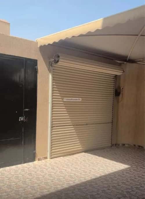 Villa 425 SQM Facing North East on 15m Width Street Al-Muanisiyah, East Riyadh, Riyadh