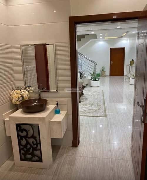 فيلا 380 متر مربع جنوبية على شارع 15م الفيحاء، شرق الرياض، الرياض