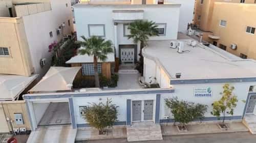 Villa 735 SQM facing South on 15m width street النهضة، بريدة