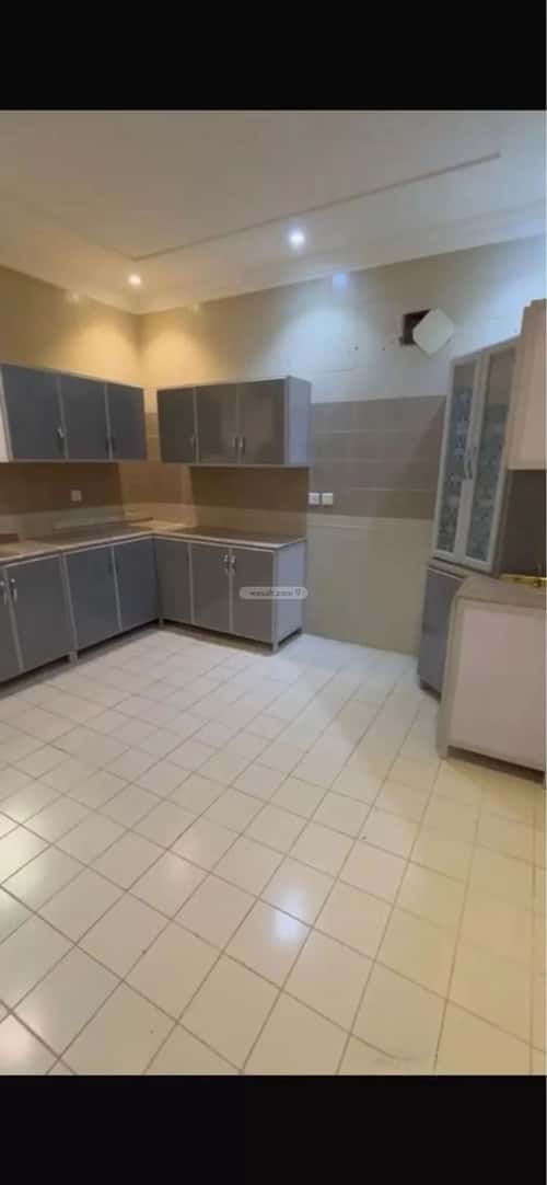 5 bedroom villa in Al Aridh