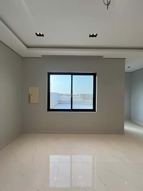 فيلا 252 متر مربع شمالية على شارع 20م السيف، الدمام