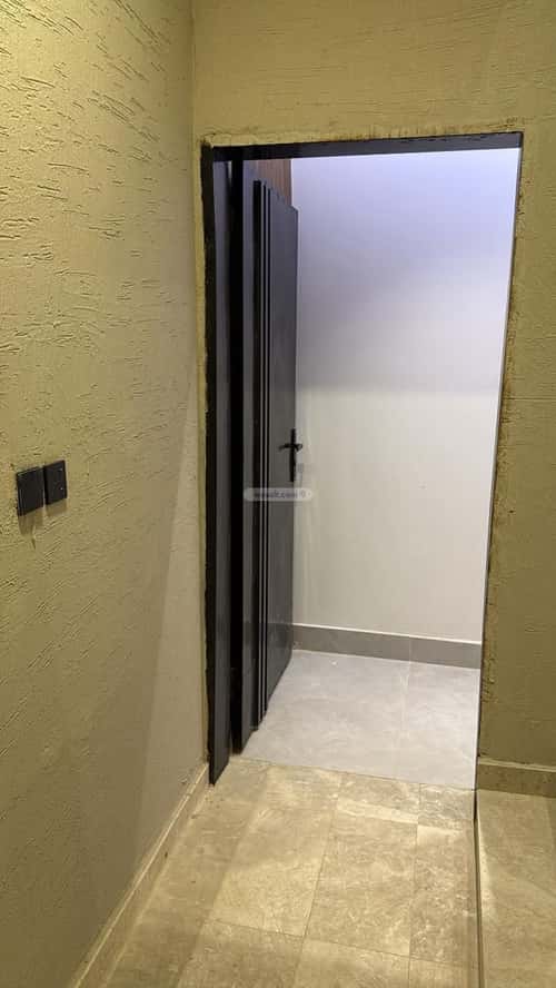 Floor 157 SQM with 7 Bedrooms Al Marjan, East Riyadh, Riyadh