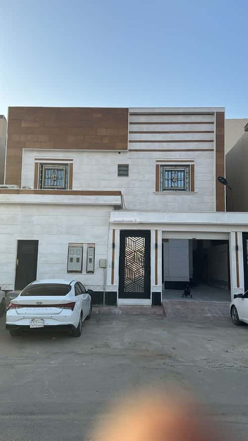 فيلا 347.35 متر مربع جنوبية على شارع 15م الرمال، شرق الرياض، الرياض