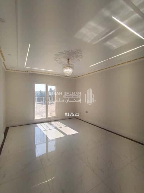 Apartment with 4 bedrooms مدينة العمال، الدمام