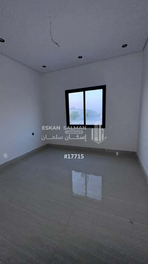 فيلا 245.5 متر مربع غربية على شارع 15م ضاحية الملك فهد، الدمام