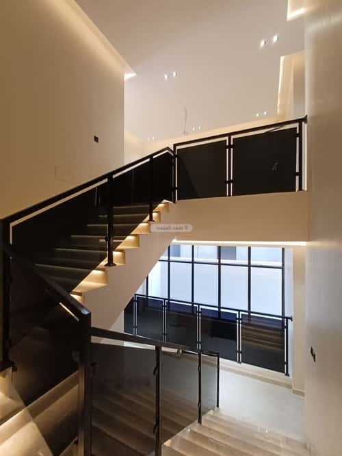 Villa 300 SQM Facing East on 16m Width Street Al Rahmanyah, East Jeddah, Jeddah