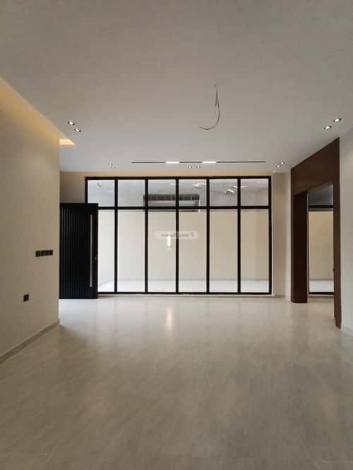 Villa 300 SQM Facing East on 16m Width Street Al Rahmanyah, East Jeddah, Jeddah