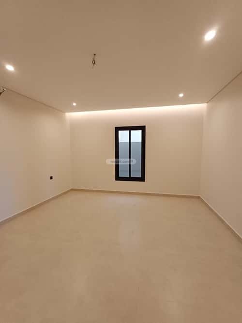 فيلا 300 متر مربع شرقية على شارع 15م الفلاح، شرق جدة، جدة