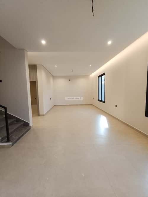 فيلا 300 متر مربع شرقية على شارع 15م الفلاح، شرق جدة، جدة