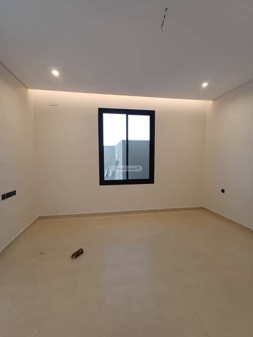 Villa 300 SQM Facing East on 15m Width Street Al Falah, East Jeddah, Jeddah