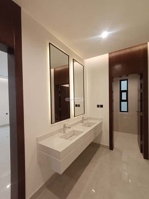 Villa 390 SQM Facing East on 16m Width Street Al Rahmanyah, East Jeddah, Jeddah