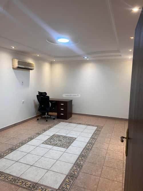 فيلا 250 متر مربع شمالية على شارع 15م الربوة، وسط الرياض، الرياض