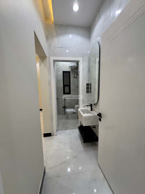 Floor 214 SQM with 6 Bedrooms Al-Wurud, Khamis Mushait