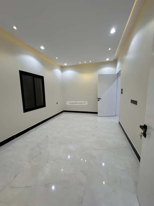 Floor 364 SQM with 8 Bedrooms Al-Wurud, Khamis Mushait