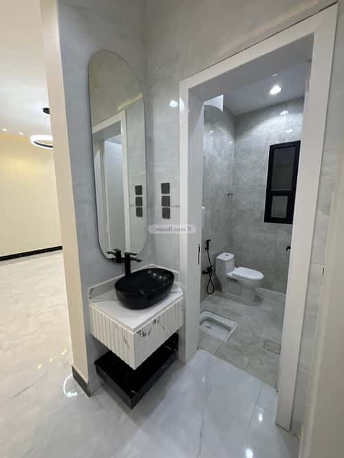 Floor 364 SQM with 8 bedrooms الورود، خميس مشيط