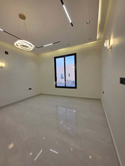 5 bedroom floor in Badr