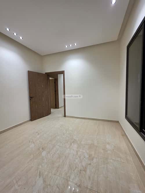 Floor 147 SQM with 5 bedrooms بدر، جنوب الرياض، الرياض