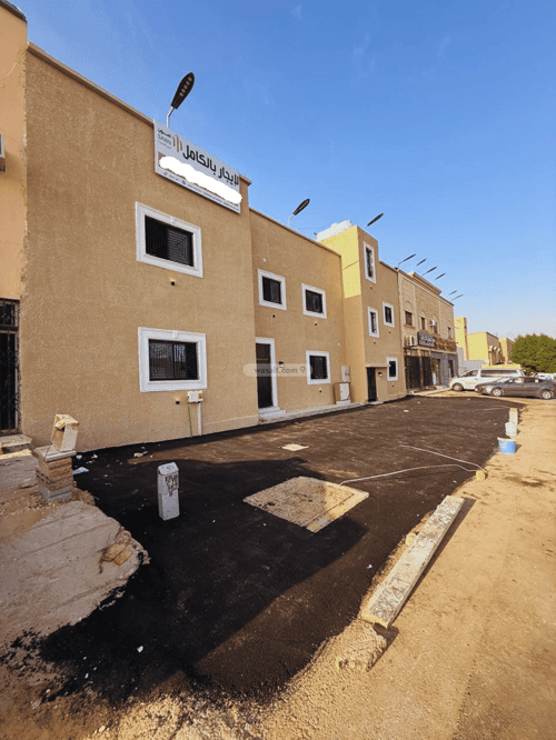 Building 400 SQM Facing South West Al-Oraija, West Riyadh, Riyadh