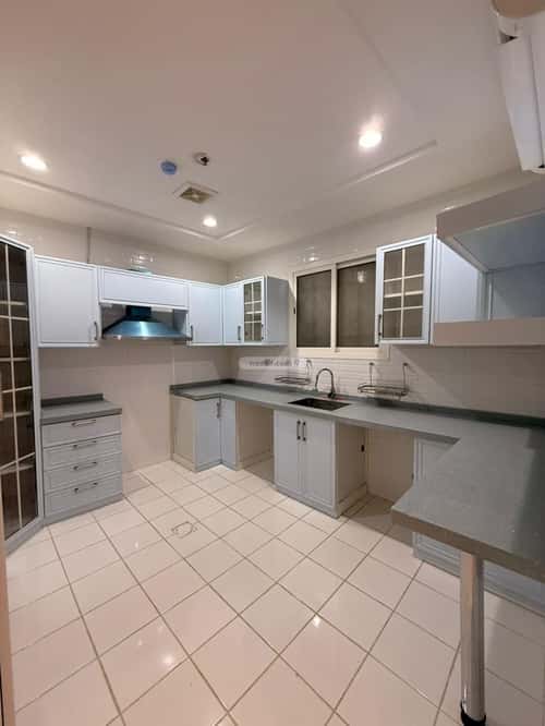 4 bedroom apartment in Tuwaiq