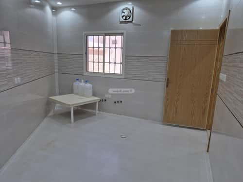 Floor 286 SQM with 5 bedrooms طويق، غرب الرياض، الرياض