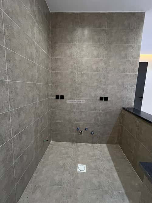 دور 378.89 متر مربع ب 7 غرف النور، خميس مشيط