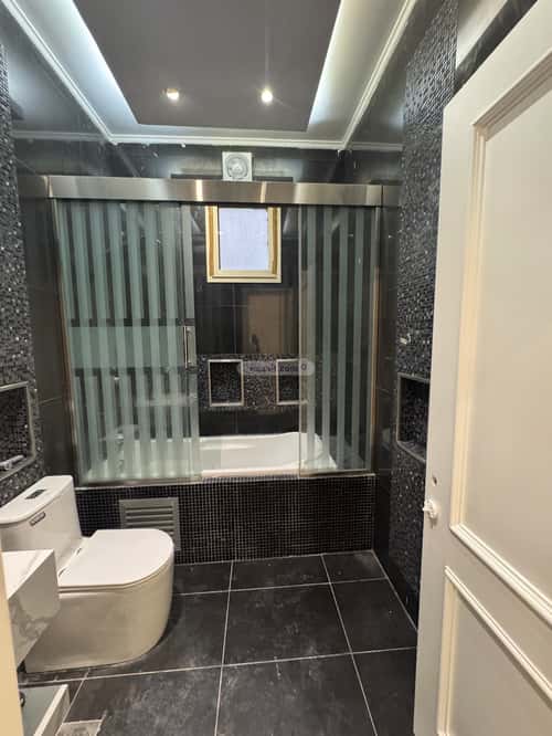 5 bedroom apartment in Al Rawdah